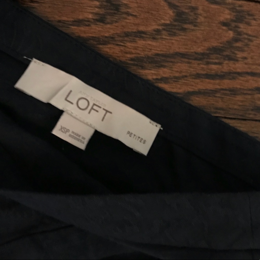 Ann Taylor loft XS petite peplum top - Picture 3 of 3